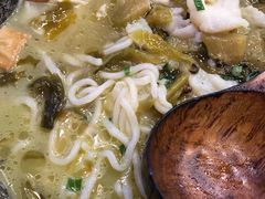 -周鱼小馆石锅酸菜鱼(活力汇店)