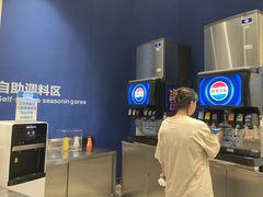 -盒马X会员店(王府井奥莱UP TOWN店)