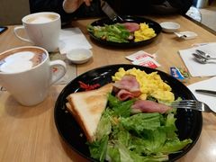 -必胜客(瑞虹店)