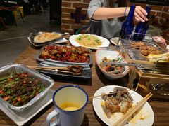-喝丢一只鞋辣炒海鲜小烧烤(三八广场店)