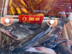 -王老六铁锅炖鱼(长春路店)