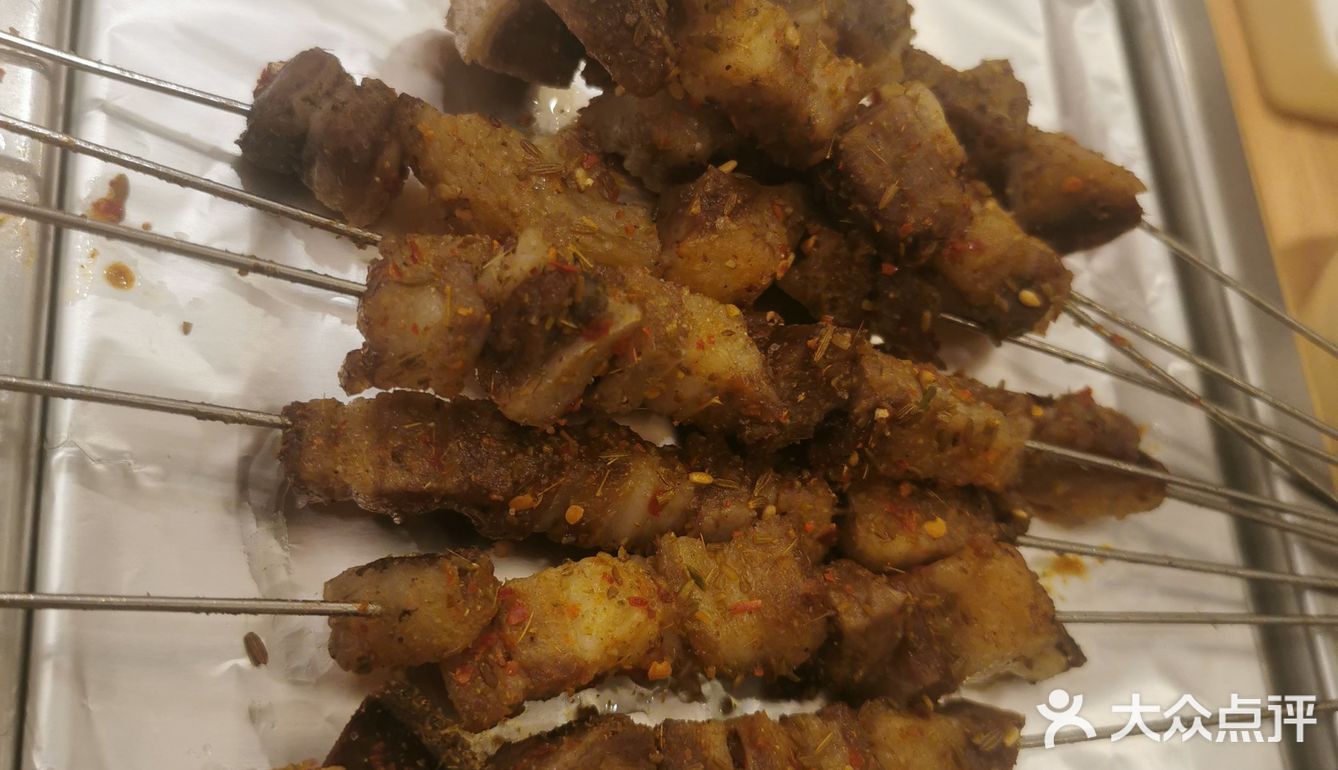 吃烧烤啦