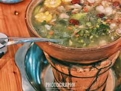 石橄榄炖鸡-洪大厨鸡煲(福田店)