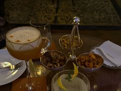 -LONG BAR 廊吧(外滩华尔道夫酒店)