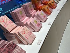 -好利来(上海长宁龙之梦店)