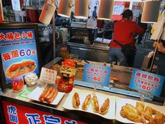 -六合夜市