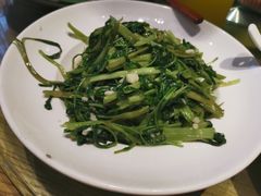 -吴越荣记苏州菜·松鼠桂鱼100%活鱼现做(斜塘老街店)