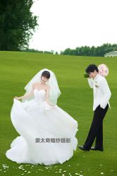 -蒙太奇婚纱摄影(万达店)