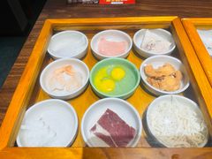 -良米山·云南野生菌过桥米线(上海首店)