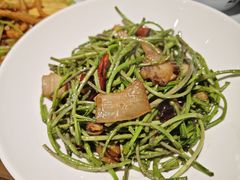 -黄泥岗·地道湖北菜(奥特莱斯店)