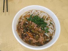 小锅米线-蝴蝶泉宾馆-中餐厅