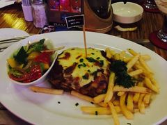 千层面-Bamboo Bar & Grill Restaurant