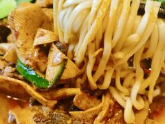 -方铲铲·成都板凳面(滨江银泰店)