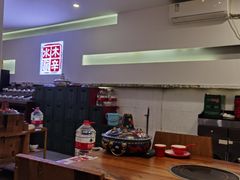 -毛辣果·贵州红酸汤牛肉火锅(西单店)