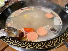 -小志家.鲜牦牛肉牛杂火锅野生菌汤锅