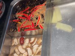 -重庆九记老火锅(广场店)