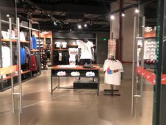 -耐克(恒隆广场店)