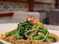 菠菜拌粉条-巴扎美食·新疆菜·西域歌舞表演餐厅(新疆大厦店)