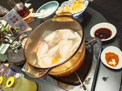 -忆江南·临江鱼馆