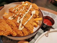 藤椒鸡排配薯条-芭莉与彩虹西餐厅(成都合生汇店)