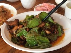 回锅肉-曾氏肥肠馆(凯瑞雅居店)