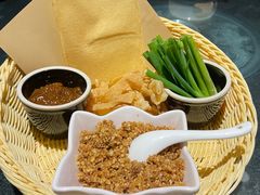 -鲁菜根·泰安菜(万达店)