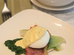 本尼迪特蛋-厦门艾美酒店·新食谱西餐厅