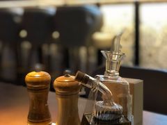 -卡普里披萨·牛扒·下午茶
