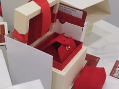 -聚云奢二手奢侈品黄金手表包包回收·中古店(三里屯总店)