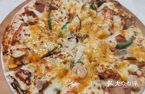 Seafood and Meat Deluxe Pizza