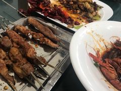 -大城·烧烤海鲜大排档(台东店)