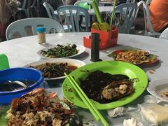-明记烧鱼美味店