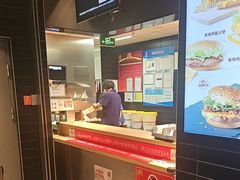 -麦当劳(北京大兴机场二层国内到达(安检外)店)