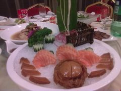 冰镇鲜鲍拼刺身-古韵轩·江浙融合菜(梁溪店)