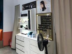 -海马体照相馆(环贸iapm大师爱情店)
