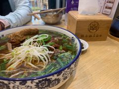 -镇南锅盖面馆(解放路店)