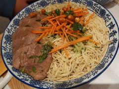 -新田360广场(上海华侨城店)