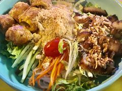 香茅烤猪颈肉春卷捞檬-蔡澜Pho·越南粉餐厅(海上世界店)