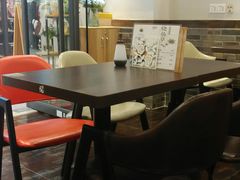 大堂-香港龟正盅 手作糖水甜品龟苓膏(千灯湖环宇城店)