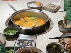 -喃喃椰·糟粕醋·椰子鸡火锅(七堡花园店)