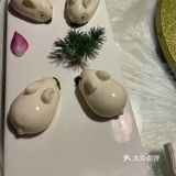 说是必点的，小朋友们撕的可开心了。总体来说还不错