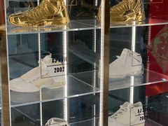 -Air Jordan(世贸天阶店)