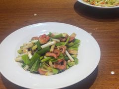 -乔家小院•非遗驴肉•本地小海鲜(滨河路店)