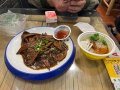 -芋包王闽南茶楼(八市店)