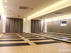 -形馆健身·普拉提(加州店)