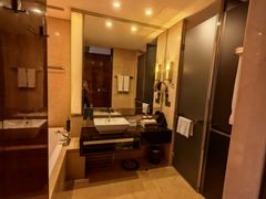 -广州天河希尔顿酒店