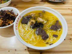 -文山荷鲜居(翠湖店)