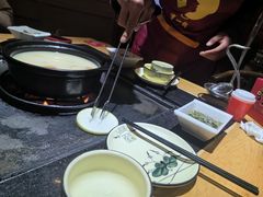 -有一锅·野生菌黑山羊腊排骨火锅(古城北门店)