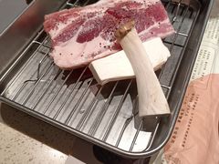-蚂蚁洞·烤肉大营地(上海静安大悦城店)
