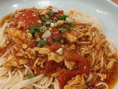 番茄鸡蛋拌面-半亩园(奥特莱斯店)